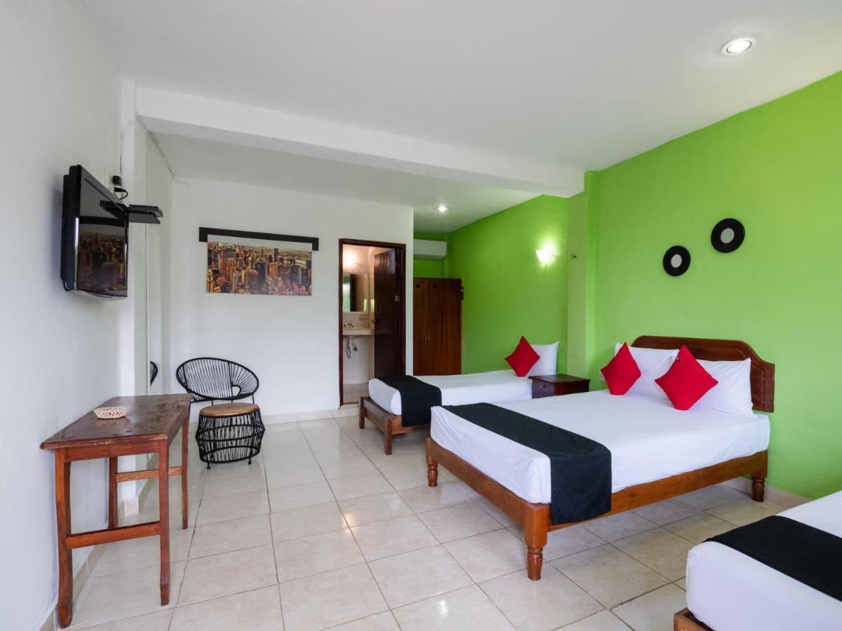 Capital O Hotel El Faisan Y El Venado Playa del Carmen Exterior photo